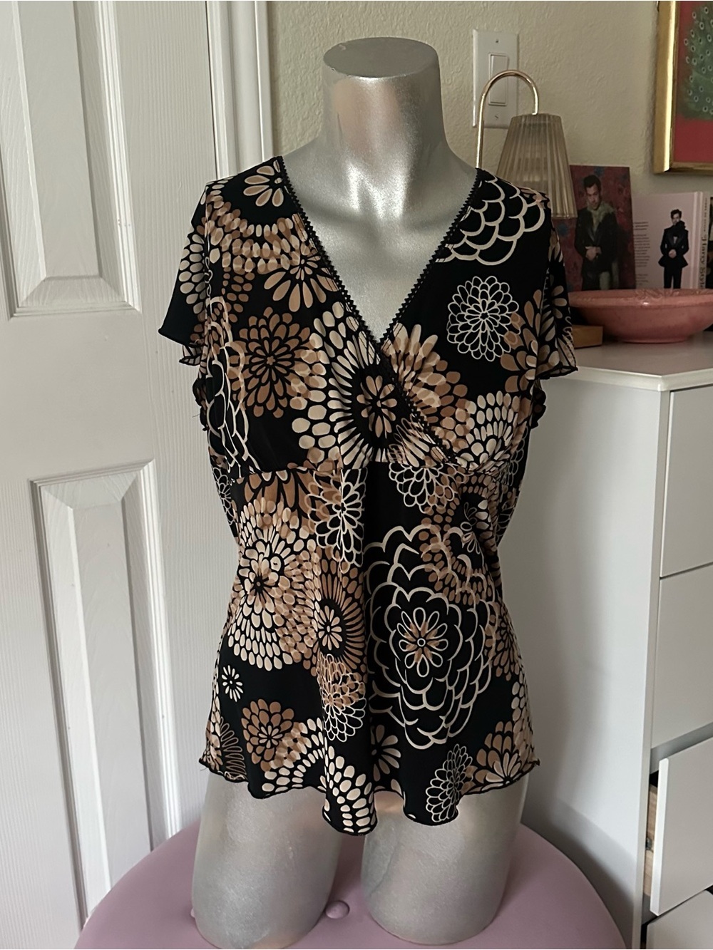 Vintage Perseption Black Floral-Print Women’s Top